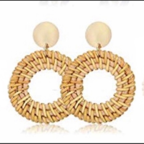 🖤 Rattan Earrings - Open Circle - Picture 1 of 4
